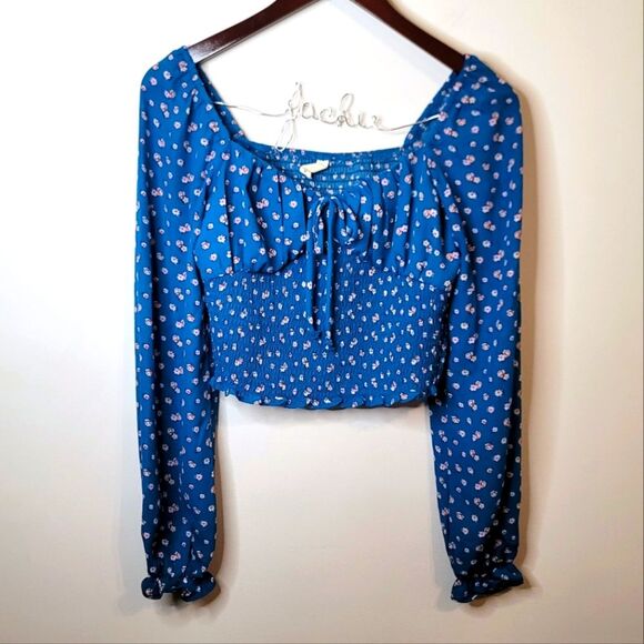 Kingston Tops - Kingston Grey Blue Floral Cropped Smocked Peasant Coquette Girl Top Size Medium